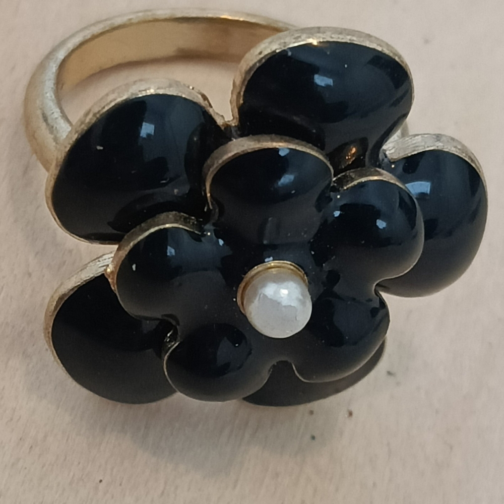 Gold-Tone Black Flower Statement Ring with Pearl Center